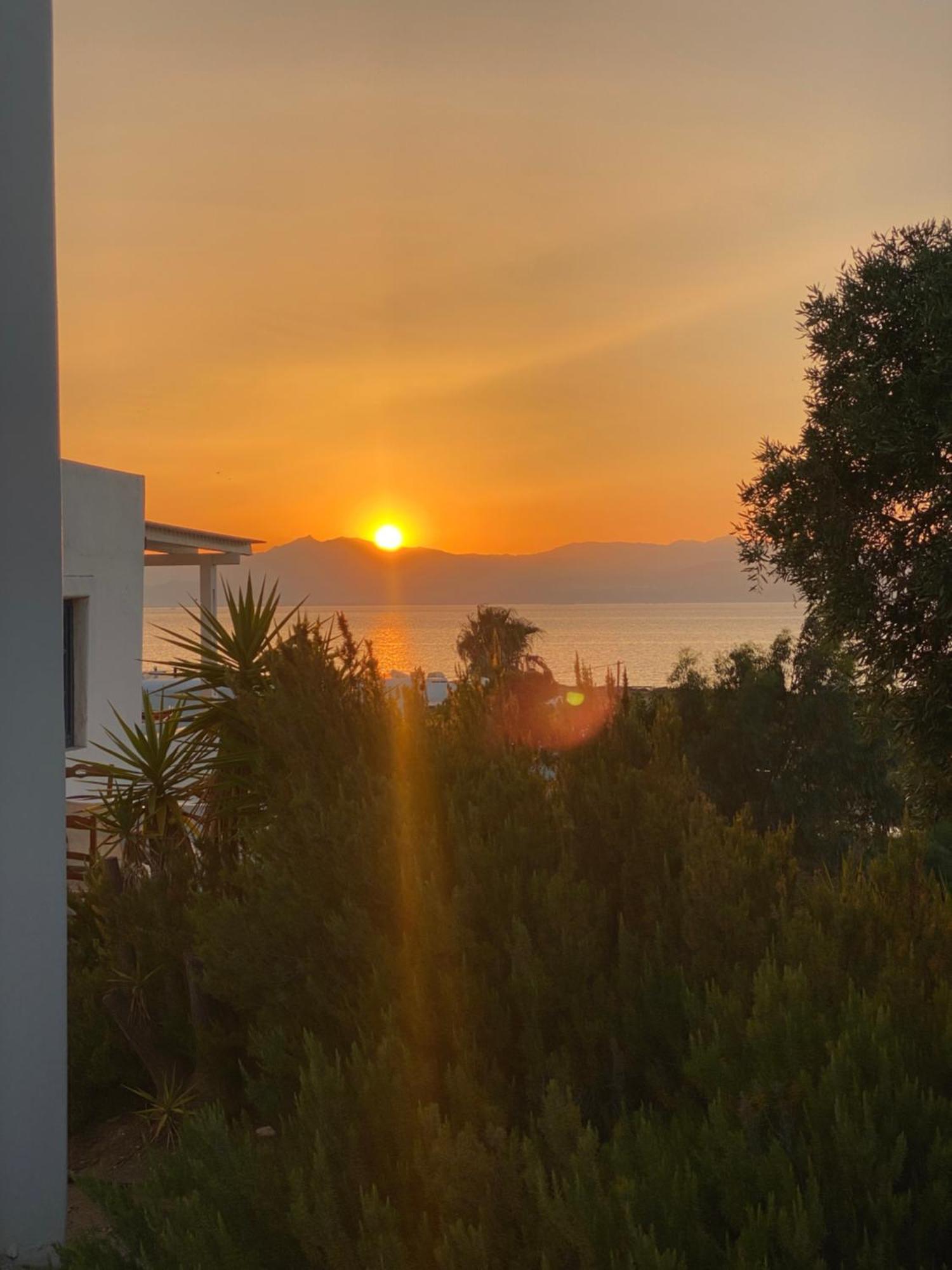 Iliopetra Studios Chrisi Akti  Exterior foto